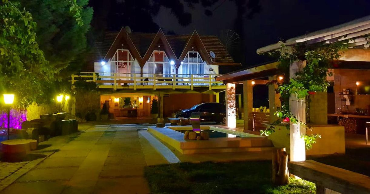 Campos House Hotel Campos do Jordao Exterior photo